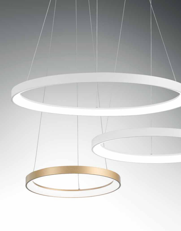 GEALUCE Sospensione montatura in alluminio bianco-oro spazzolato. Diffusore in acrilico bianco opale. LED KRIZIA S/M D.58CM GEALUCE Sospensione montatura in alluminio bianco-oro spazzolato. Diffusore in acrilico bianco opale. LED KRIZIA S/M D.58CM